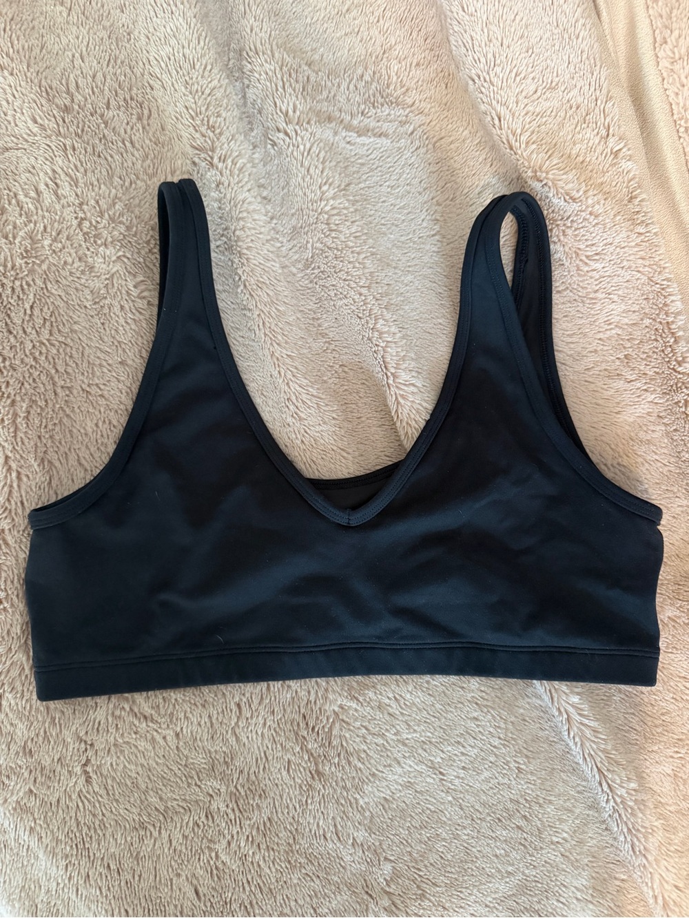 Aritzia TNA Bra